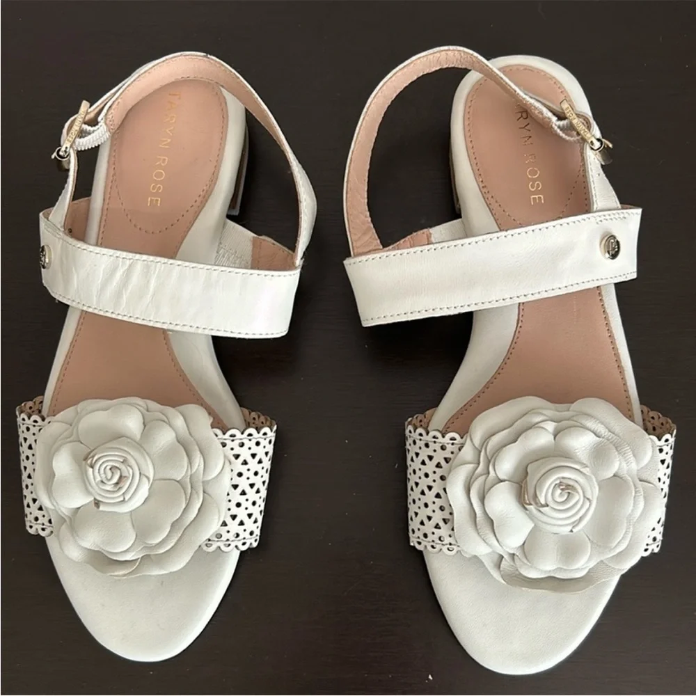 Taryn Rose Virginia Sandal Rose Rosette Leather Shoe White Arch Support 6.5 NEW